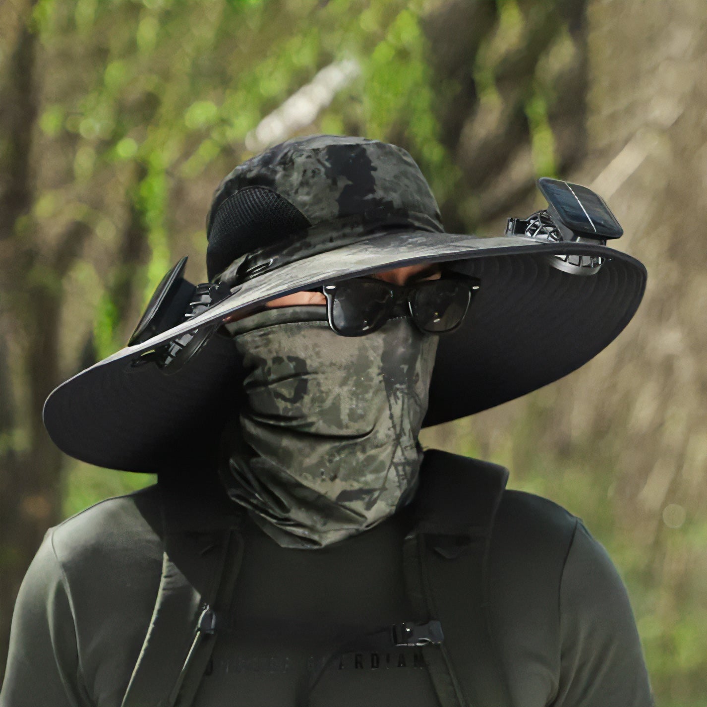 Solar Fan Hat with Dual Power Supply